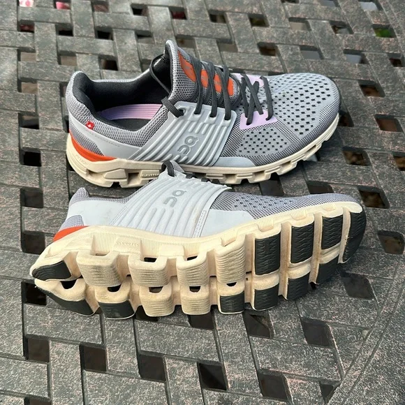 On Cloudswift Running Women's Athletic Shoes 9 W in Gray, Orchid, and Orange - Picture 2 of 6